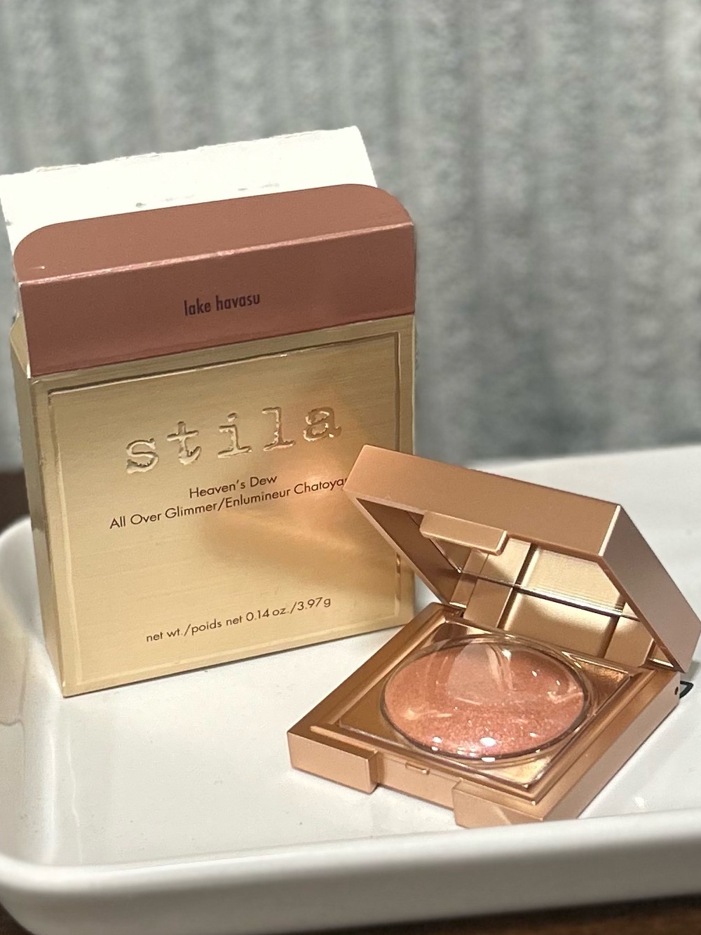 NIB Stila Lake Havasu Rose-Gold Highlighter Compact Full Size / Multi Use /Eyes